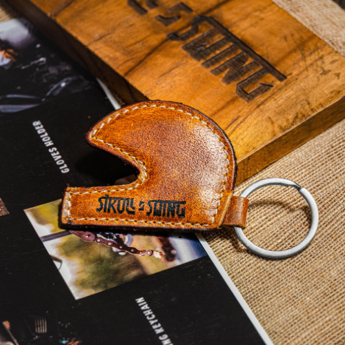 Helmet Keychain Camel Brown