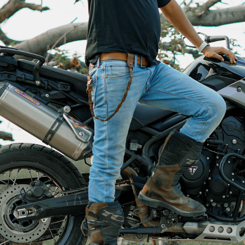 Walnut Running Keychain